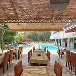 Hotel Laguna Antalya