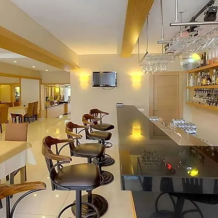 拉古纳套房酒店 酒店