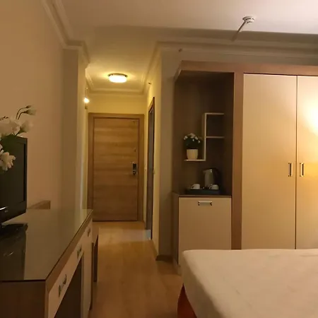 拉古纳套房酒店 酒店